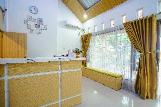 OYO 90643 Suri Guest House Syariah fotoÄŸrafÄ±