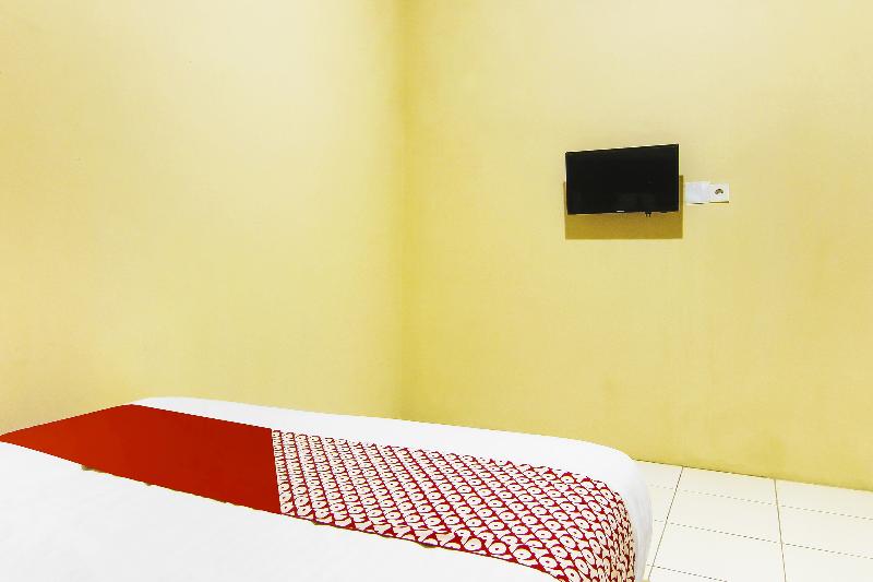 OYO 90900 Pagi Sore Residence - Oda