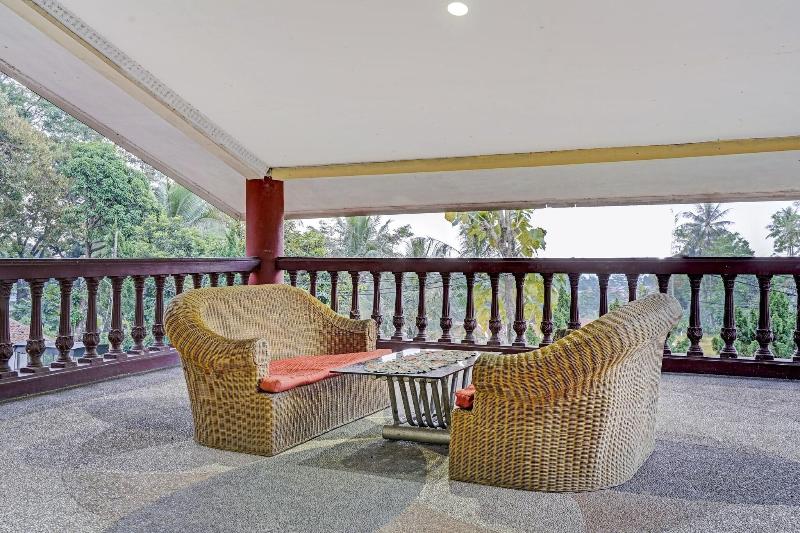 OYO Flagship 90644 Cottage Nalendra Nuansa Nusanta - Lobi