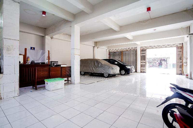 OYO Flagship 90890 Bratang Gede Residence - Genel