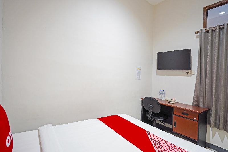 OYO Flagship 90890 Bratang Gede Residence - Oda