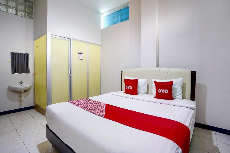 OYO Flagship 90890 Bratang Gede Residence - Oda