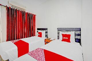 OYO Flagship 90717 Hotel Kalimantan Surabaya fotoÄŸrafÄ±