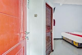 OYO Flagship 90717 Hotel Kalimantan Surabaya fotoÄŸrafÄ±