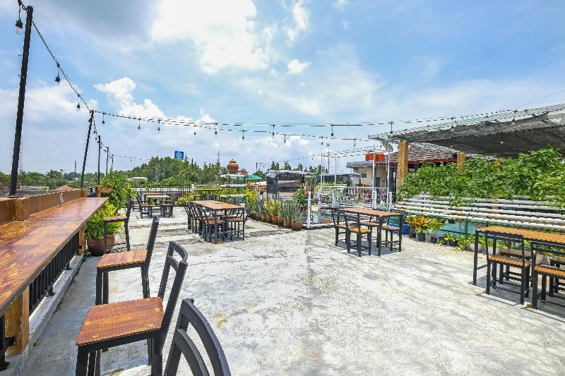 OYO 90905 Dangau Datuk Guesthouse - Restoran