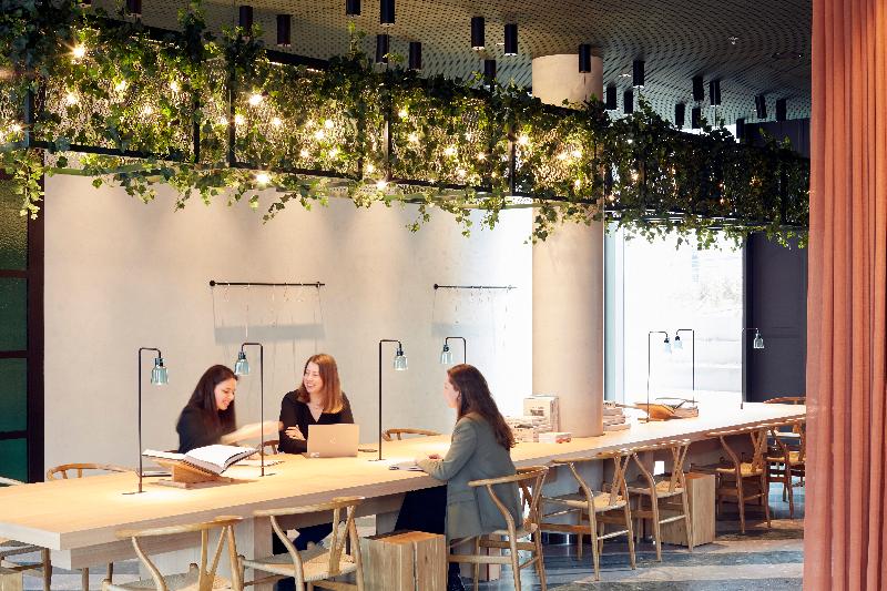 Scandic Frankfurt Hafenpark - Lobi