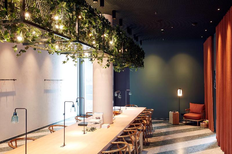 Scandic Frankfurt Hafenpark - Lobi