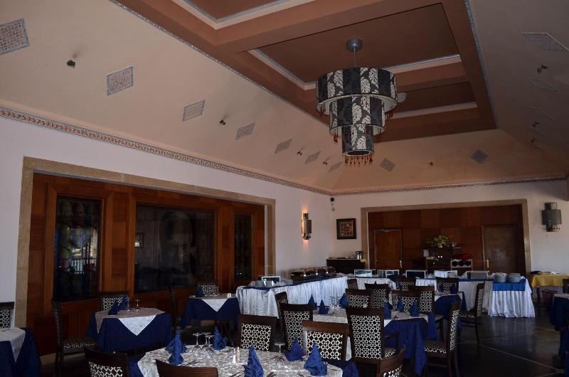 Des Iles - Restoran