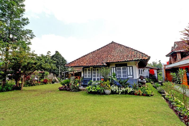 OYO Homes 90849 Cibeunying Homestay Cibodas Mariba - Genel