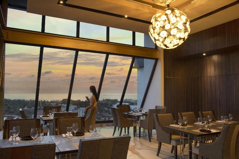 Hotel Santika Premiere Padang - Restoran