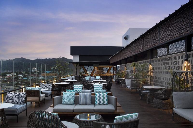 Hotel Santika Premiere Padang - Restoran
