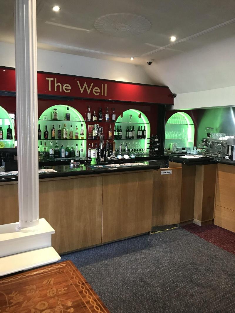 OYO The Rivenhall Hotel in Witham, Chelmsford - Bar