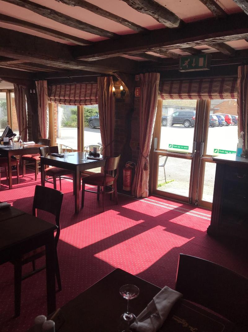 OYO The Rivenhall Hotel in Witham, Chelmsford - Restoran