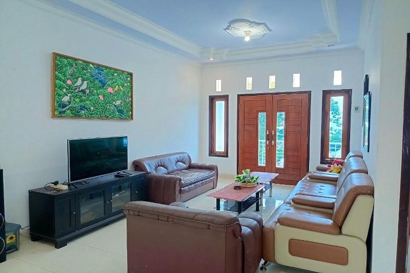 Rizky Bromo Homestay by ZUZU - Lobi