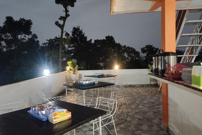 Rizky Bromo Homestay by ZUZU - Genel
