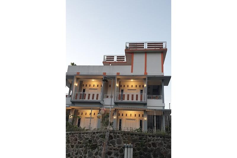 Rizky Bromo Homestay by ZUZU - Genel
