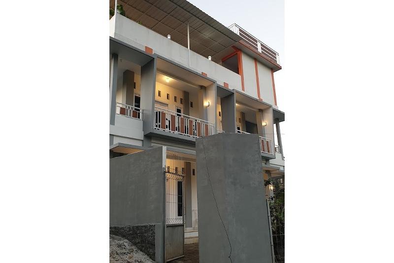 Rizky Bromo Homestay by ZUZU - Genel