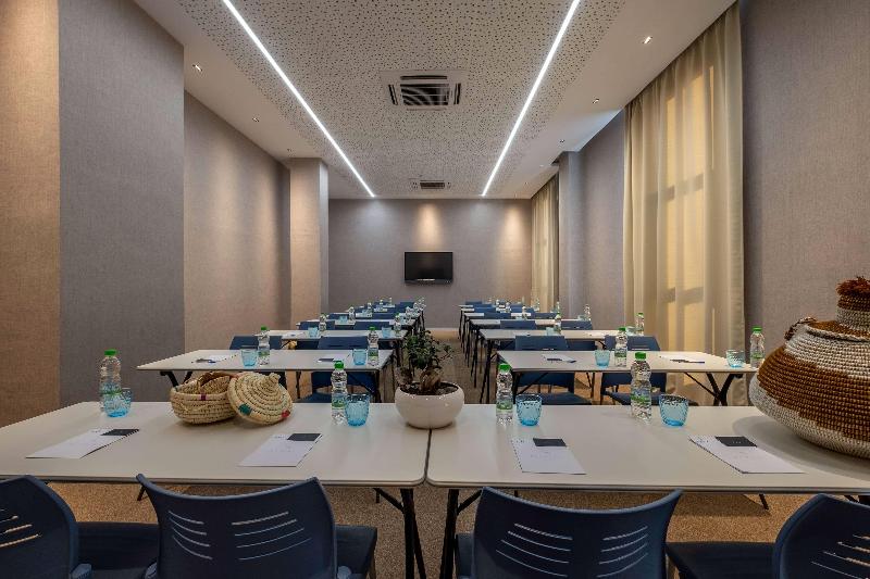 Occidental Tanger - Toplantı