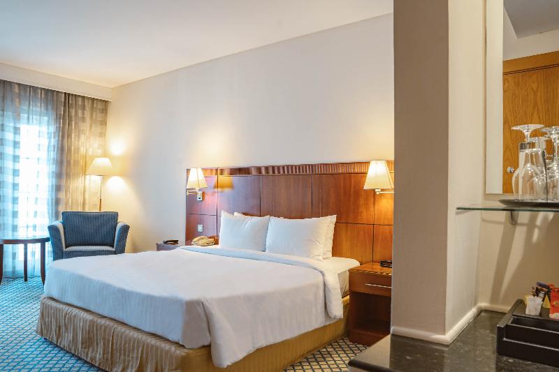 Millennium Lakeview Hotel - Oda