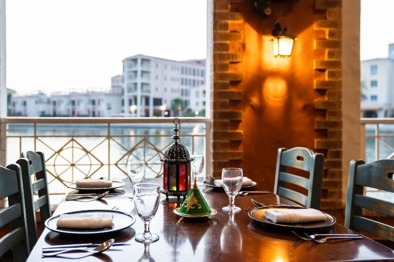 Millennium Lakeview Hotel - Restoran