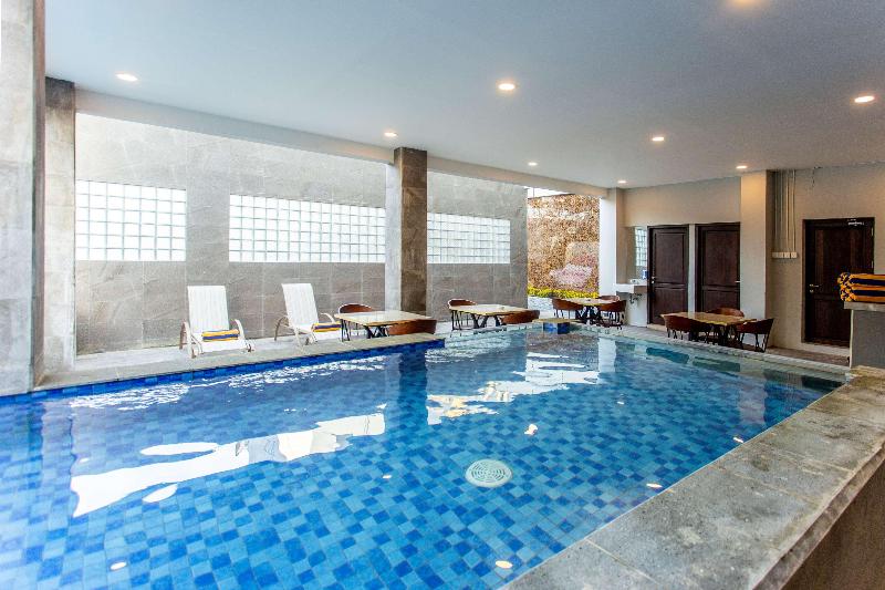 Best Western Batang Garing Palangkaraya - Havuz