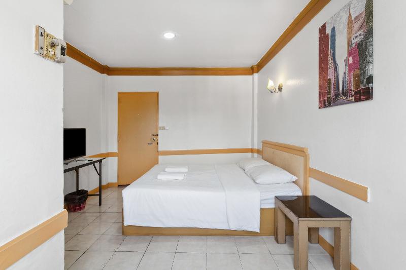 Phu Inn Hotel by ZUZU - Oda
