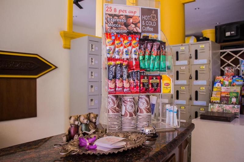 People Place Boutique in Town Hotel by ZUZU - Genel