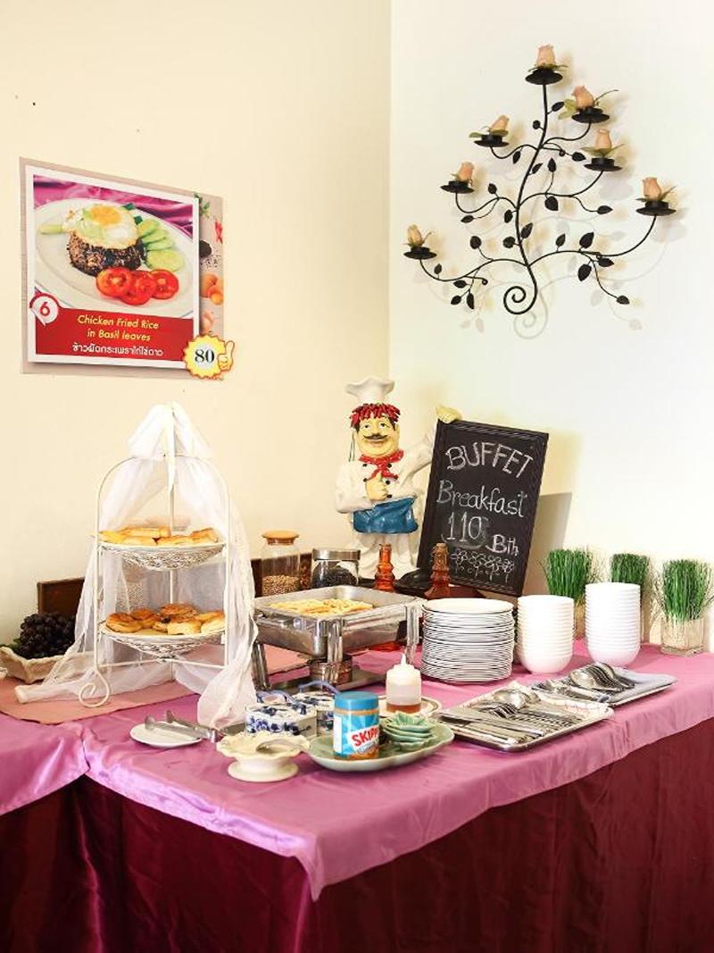 People Place Boutique in Town Hotel by ZUZU - Genel