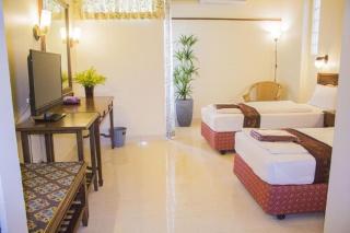 People Place Boutique in Town Hotel by ZUZU fotoÄŸrafÄ±