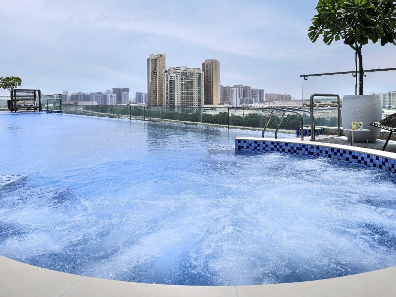 Movenpick Jumeirah Village Triangle - Havuz