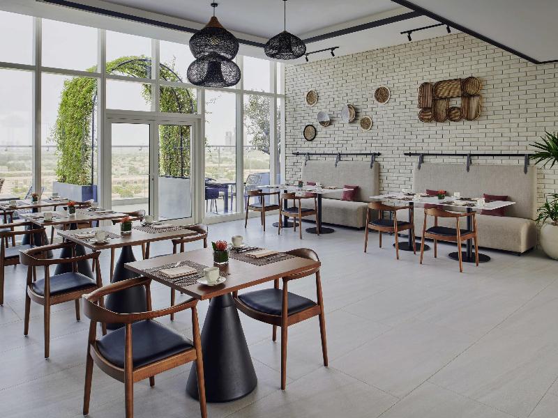 Movenpick Jumeirah Village Triangle - Restoran
