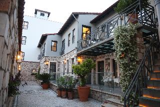 Fiore Garden Suites