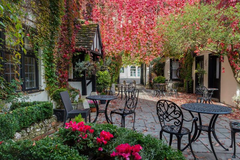 Best Western Red Lion - Genel