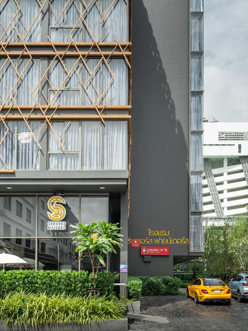 Seekers Finders Rama IV Hotel, SureStay Collection - Genel