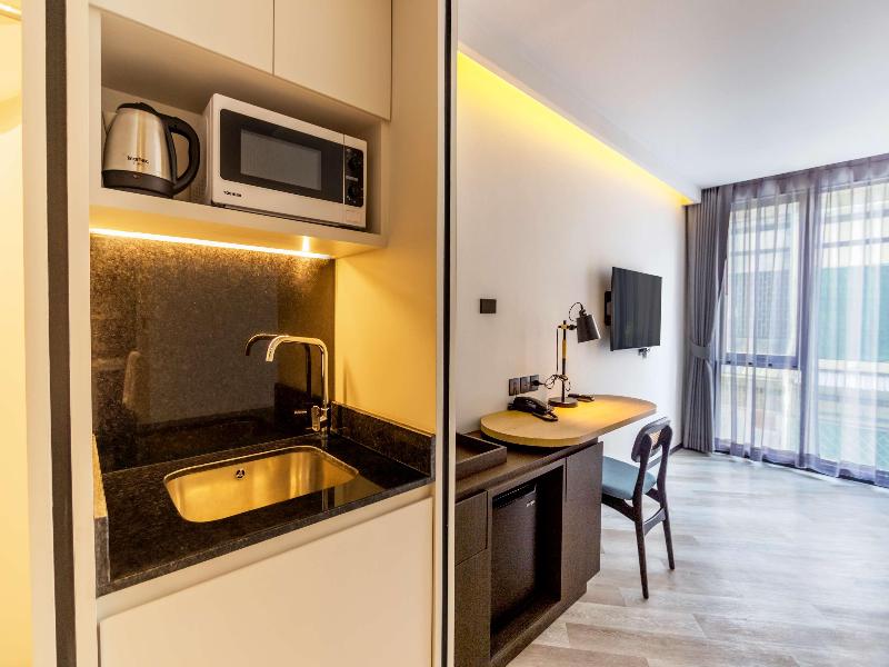 Seekers Finders Rama IV Hotel, SureStay Collection - Oda