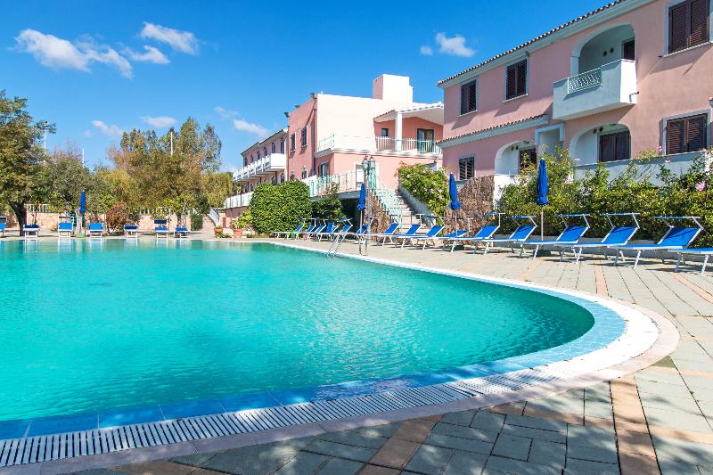 Residence Club Gli Ontani - Havuz