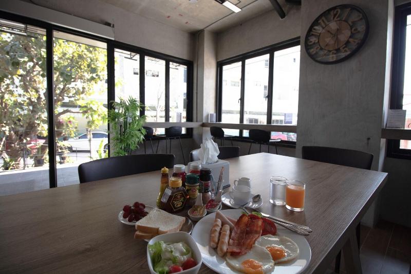 Rabbit Hotel Phimai by ZUZU - Restoran