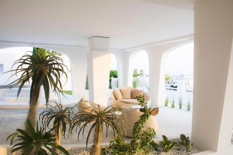 Valentino Luxury Rooms - Lobi