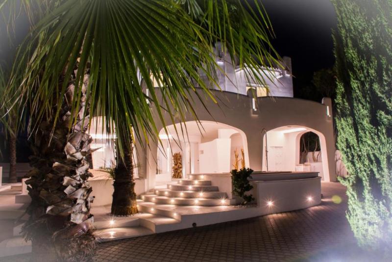 Valentino Luxury Rooms - Genel