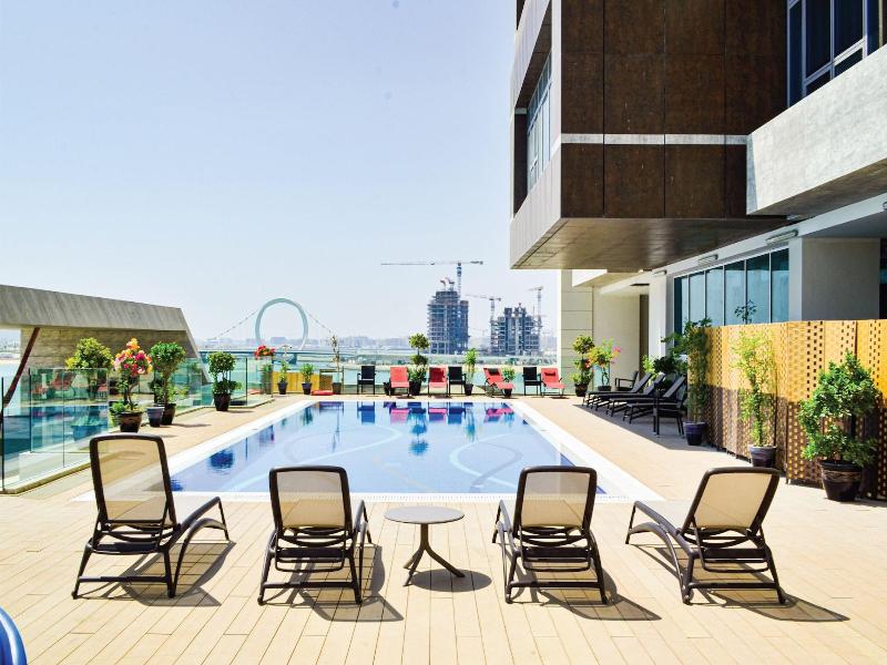 Waterfront Hotel and Apartment - Aktivite