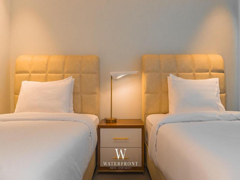 Waterfront Hotel and Apartment - Oda
