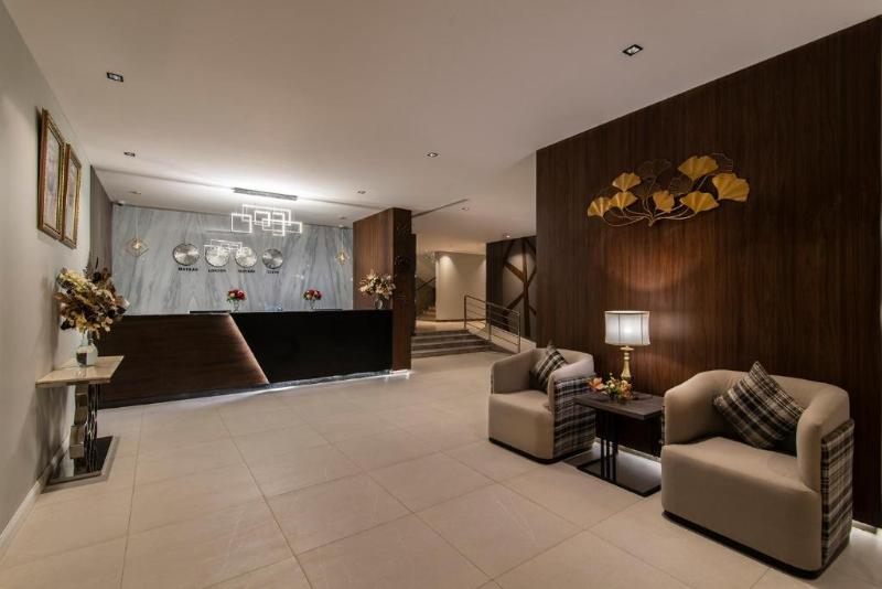 Enala Tabuk Hotel - Teras