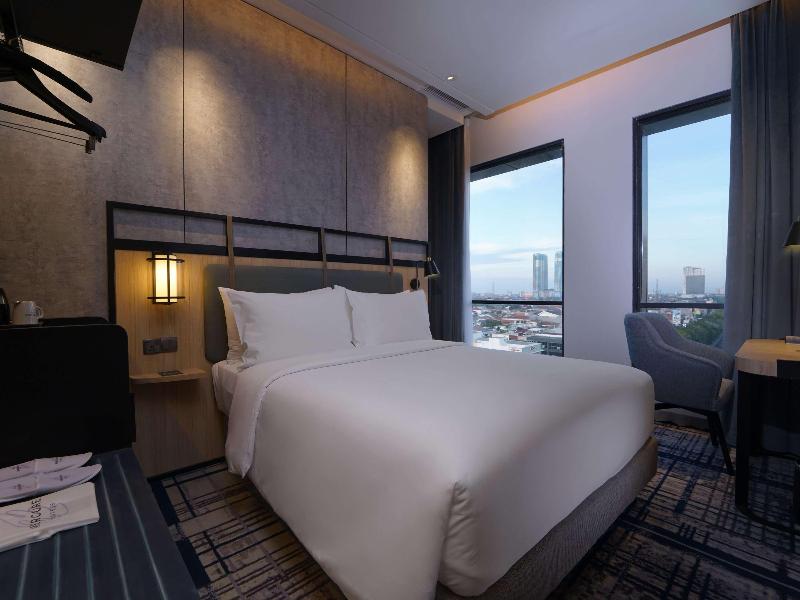 Mercure Surabaya Manyar - Oda