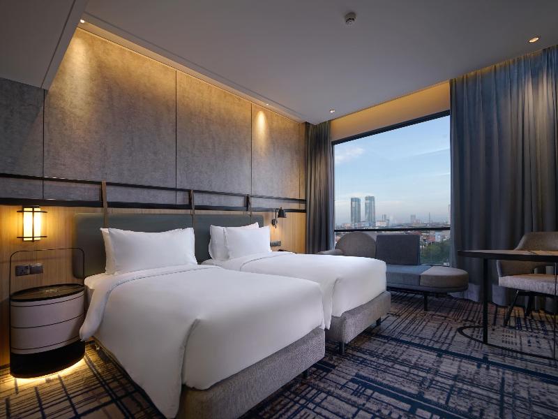 Mercure Surabaya Manyar - Oda