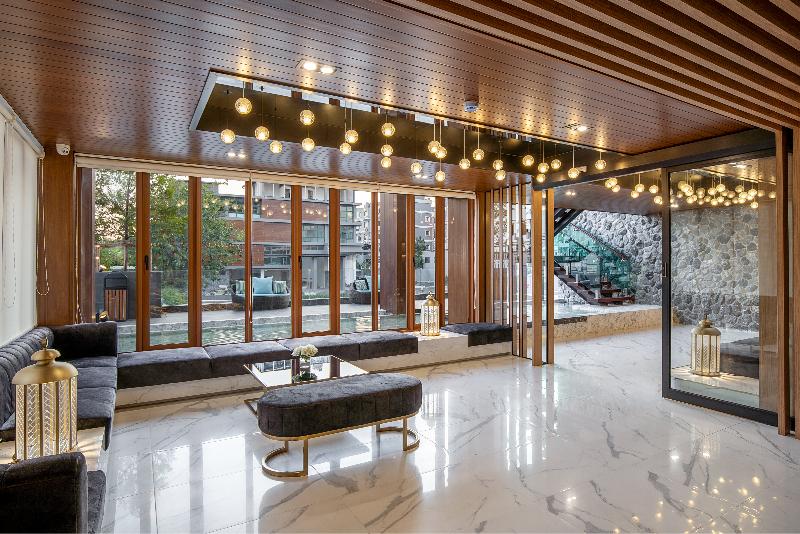 Orion Hotel & Residence - Lobi