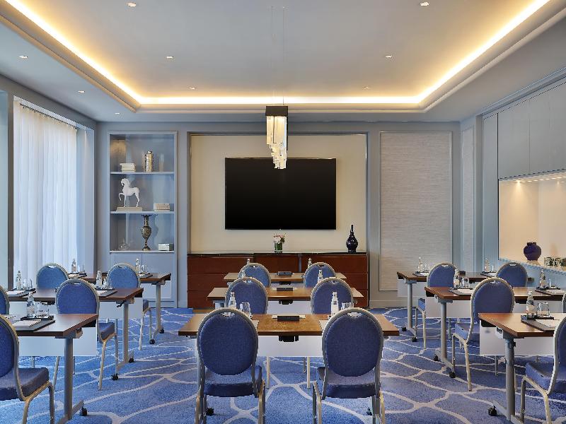 Waldorf Astoria Lusail - Toplantı