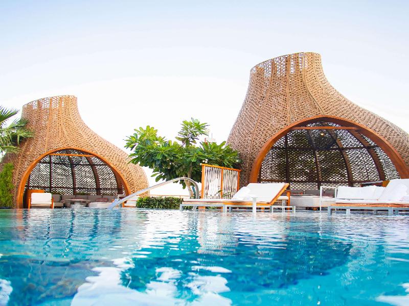 Waldorf Astoria Lusail - Havuz