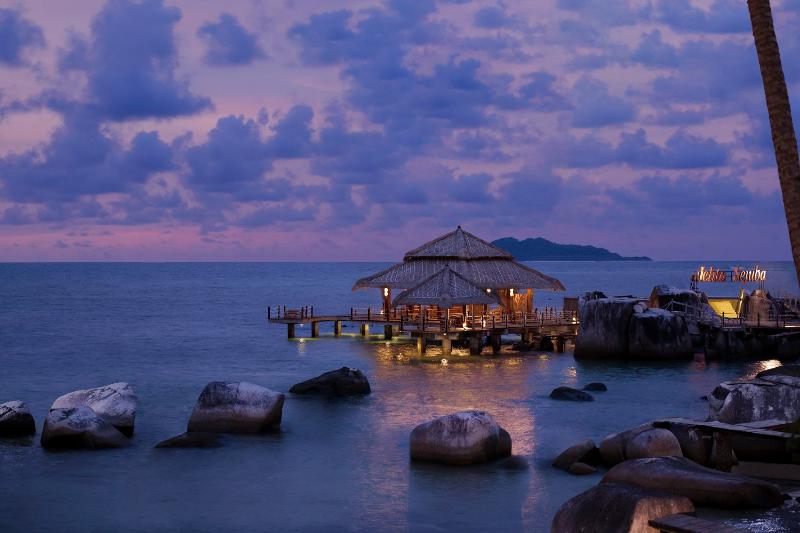 Adiwana Jelita Sejuba Natuna - Bar
