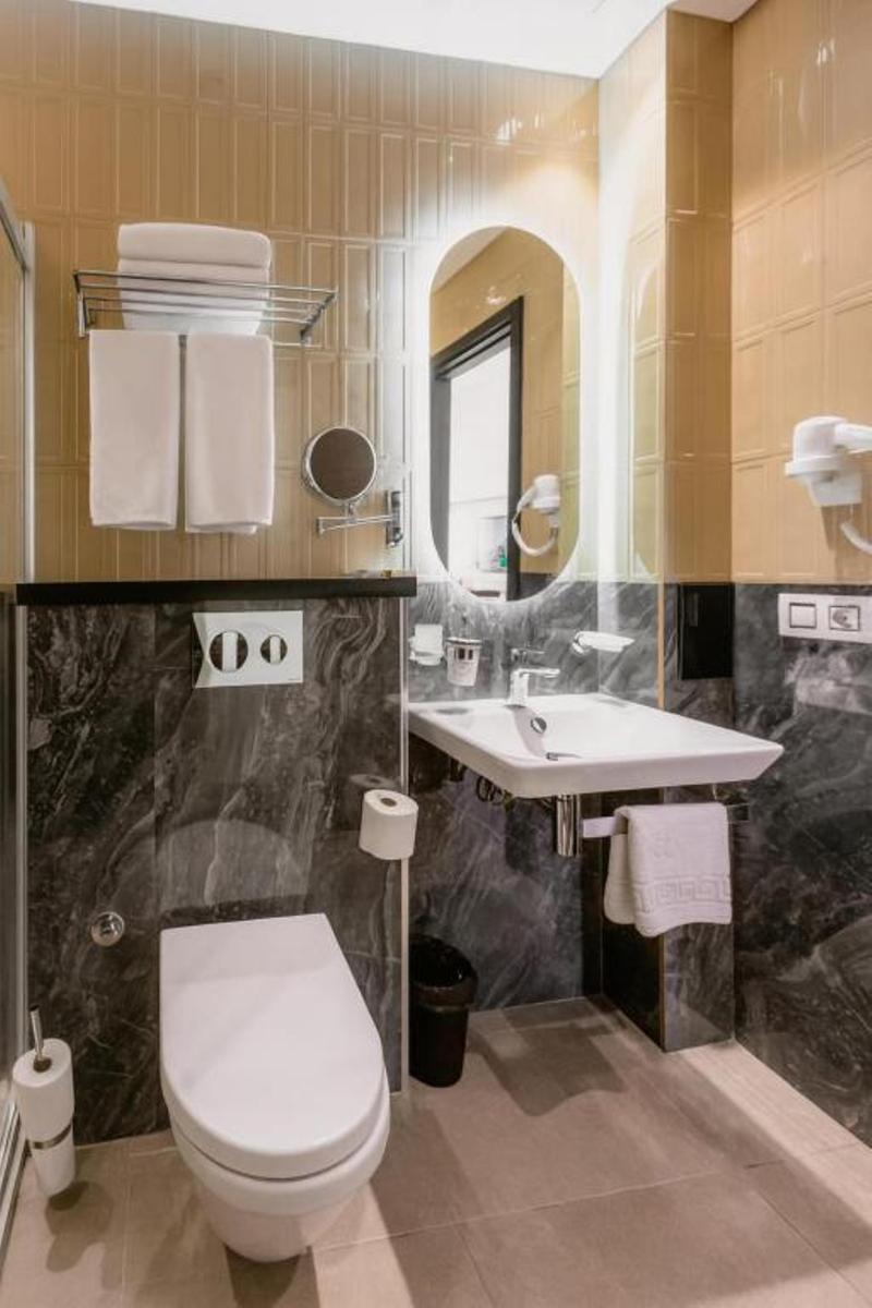 Ivy Garden Hotel - Oda