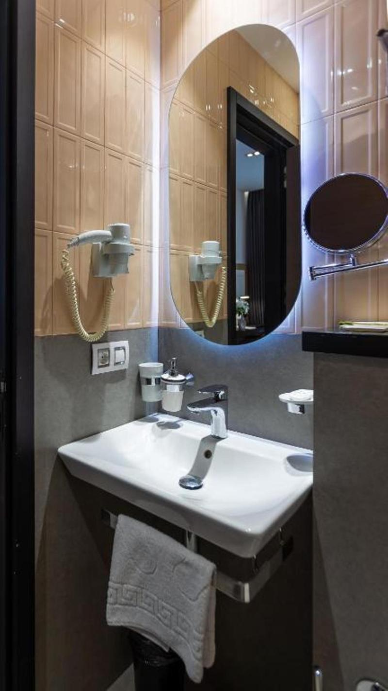 Ivy Garden Hotel - Oda